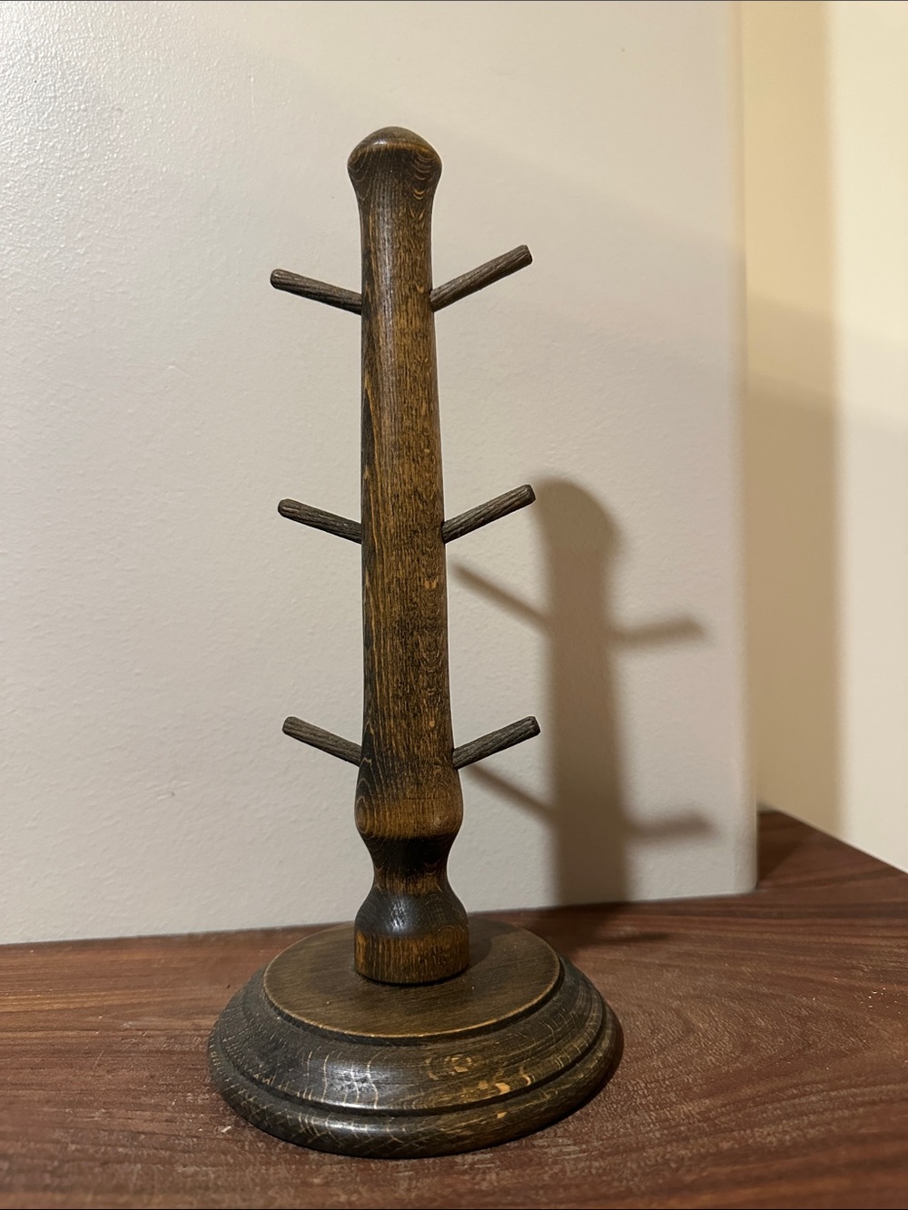 Vintage 70s Wooden Spindle Coffee Cup Tree Stand - 6 Peg Countertop Rack